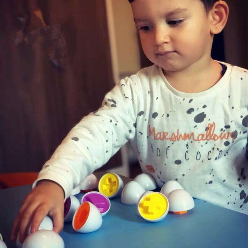 Ovos educativos de brinquedos